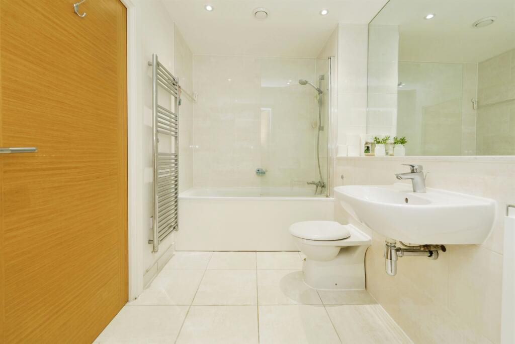 Additional property image - Long Down Avenue, Bristol