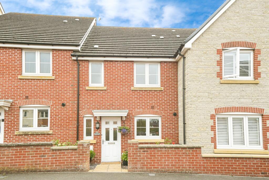 Main image of property: Carver Close, Swindon