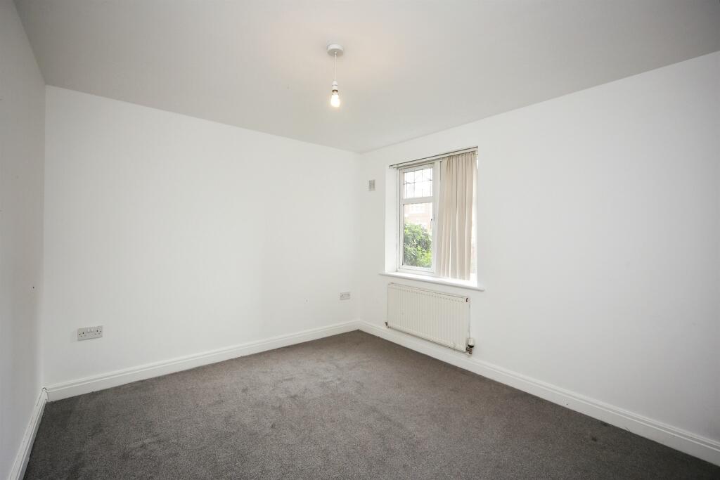 Additional property image - Alder Carr Close, Redditch
