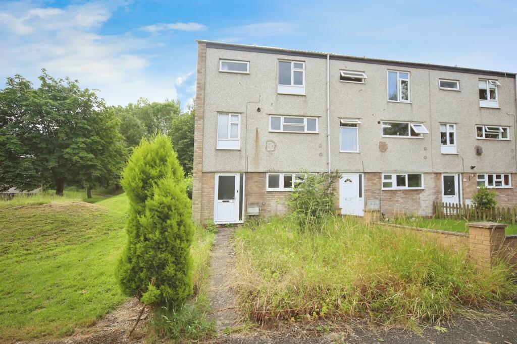 Main image of property: Highland Way, Greenlands, Redditch