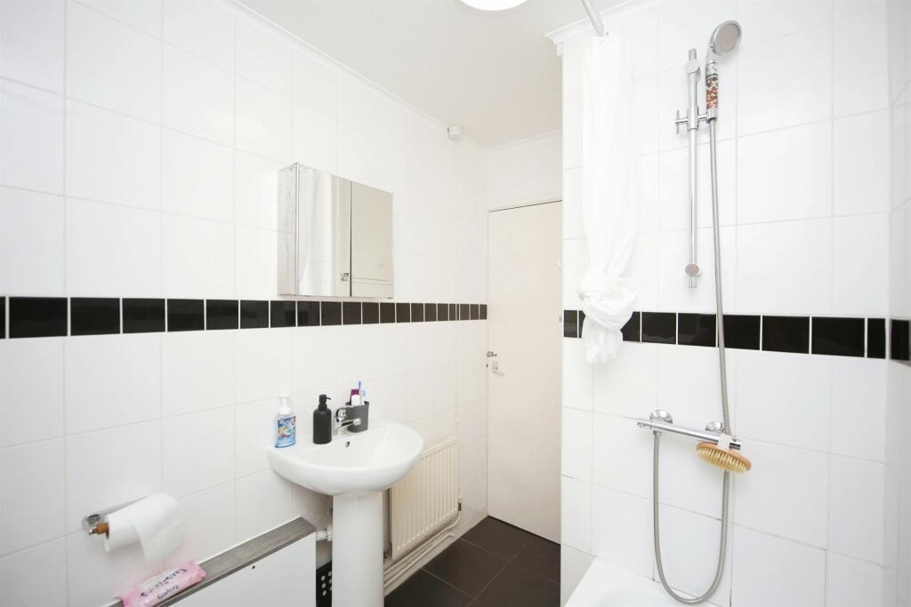 Additional property image - Glover Street, Redditch