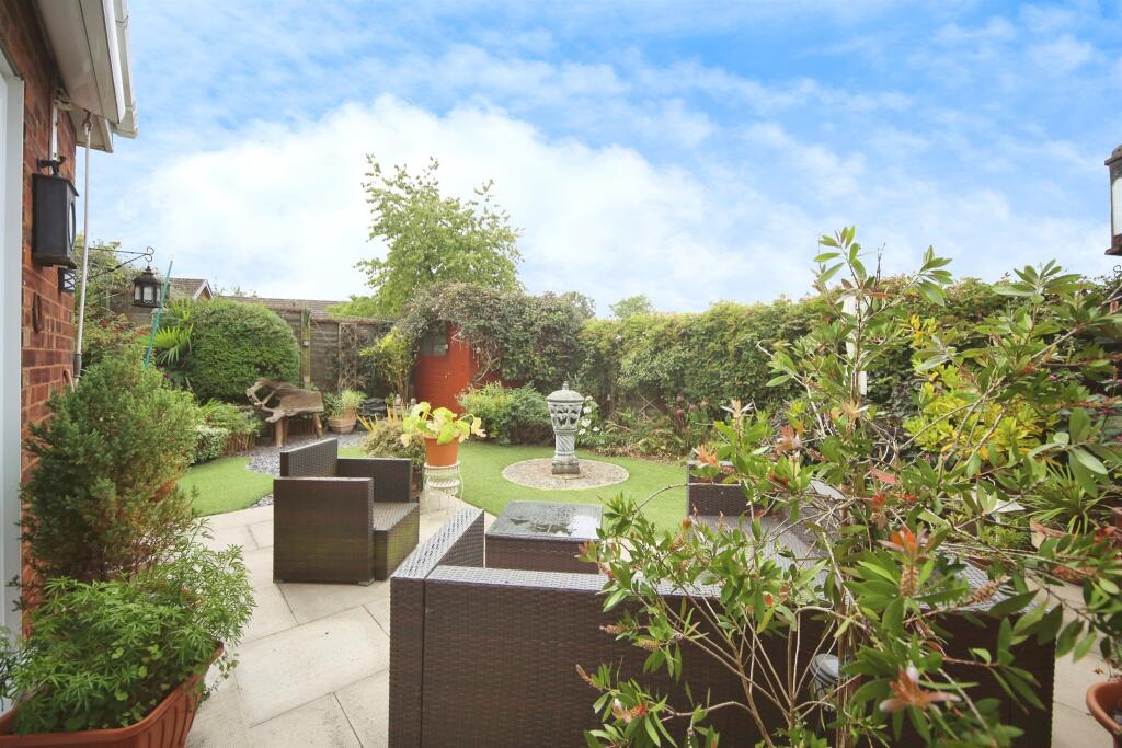 Additional property image - Bromfield Road, Southcrest, REDDITCH