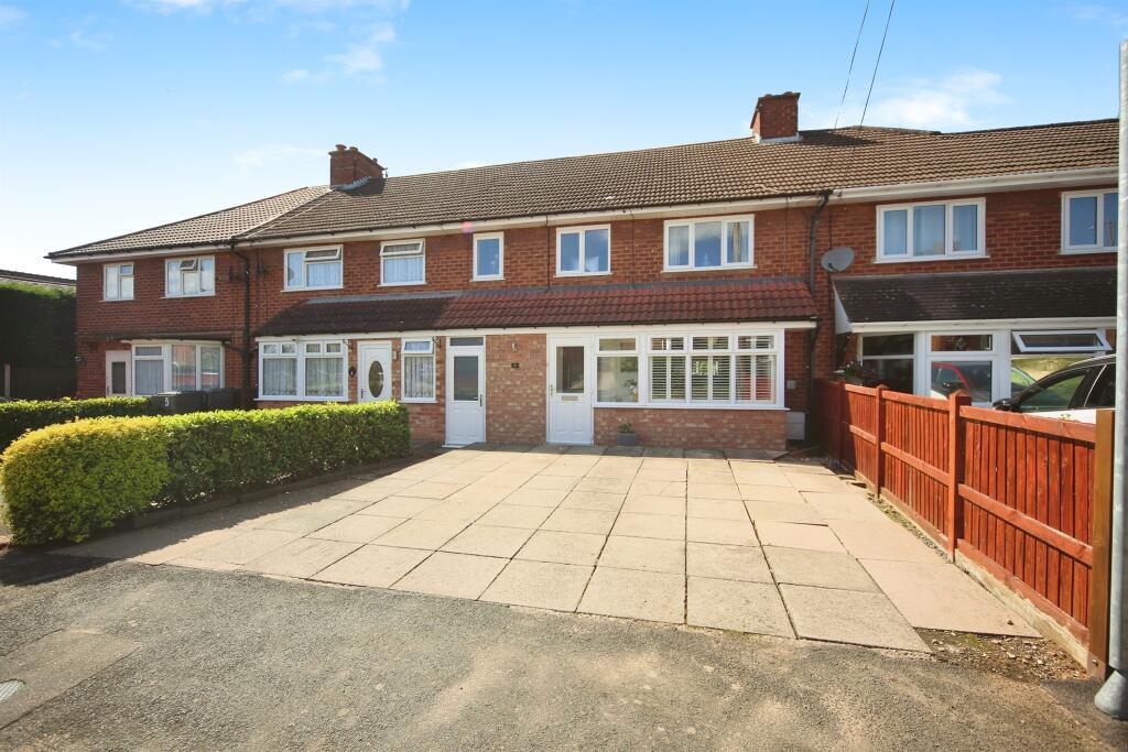 Main image of property: Oak Road, Catshill, BROMSGROVE