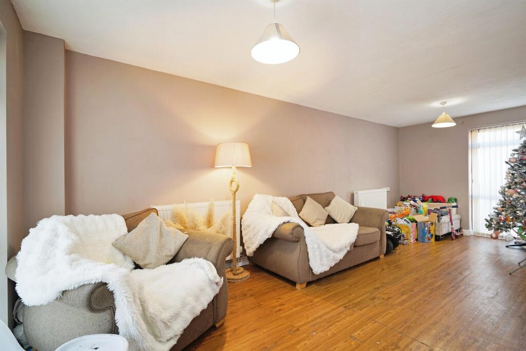 Additional image 2 of Neville Close, Redditch