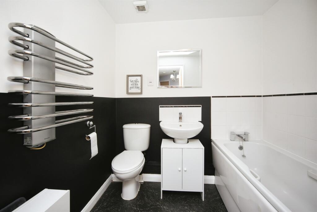 Additional property image - Gloucester Close, Redditch