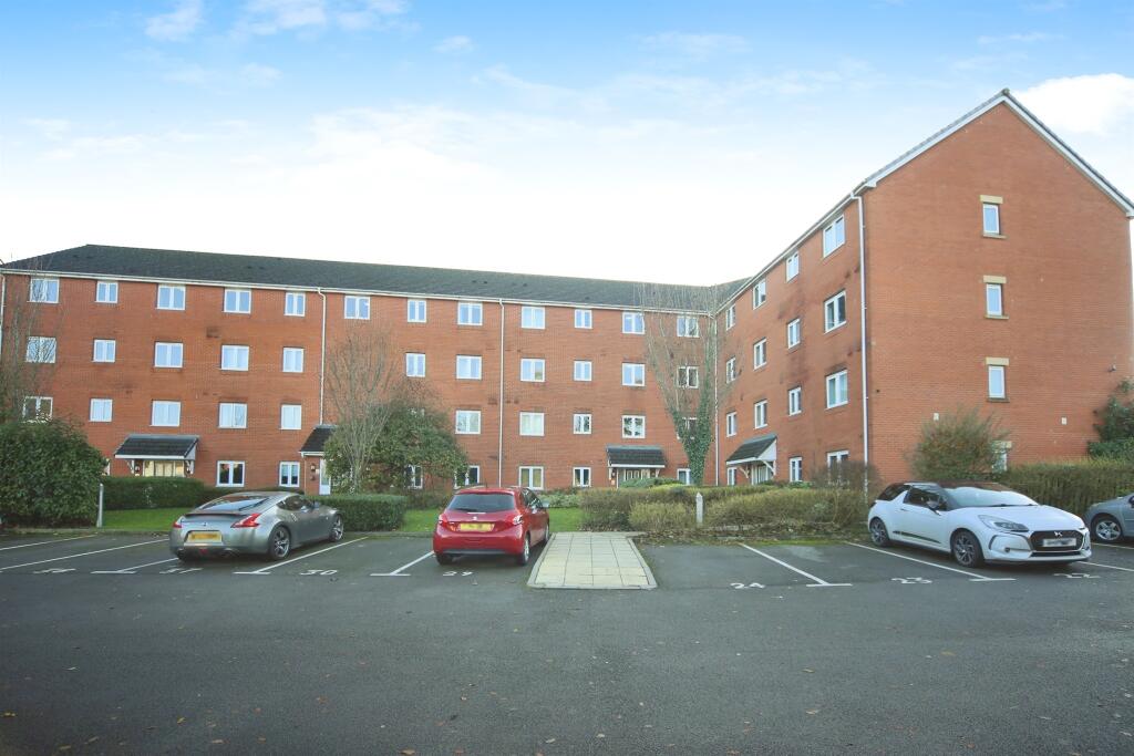 Additional property image - Gloucester Close, Redditch