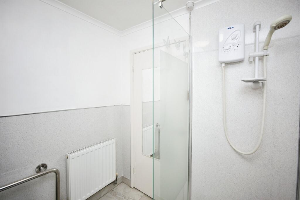 Additional property image - Paxford Close, Church Hill North, Redditch
