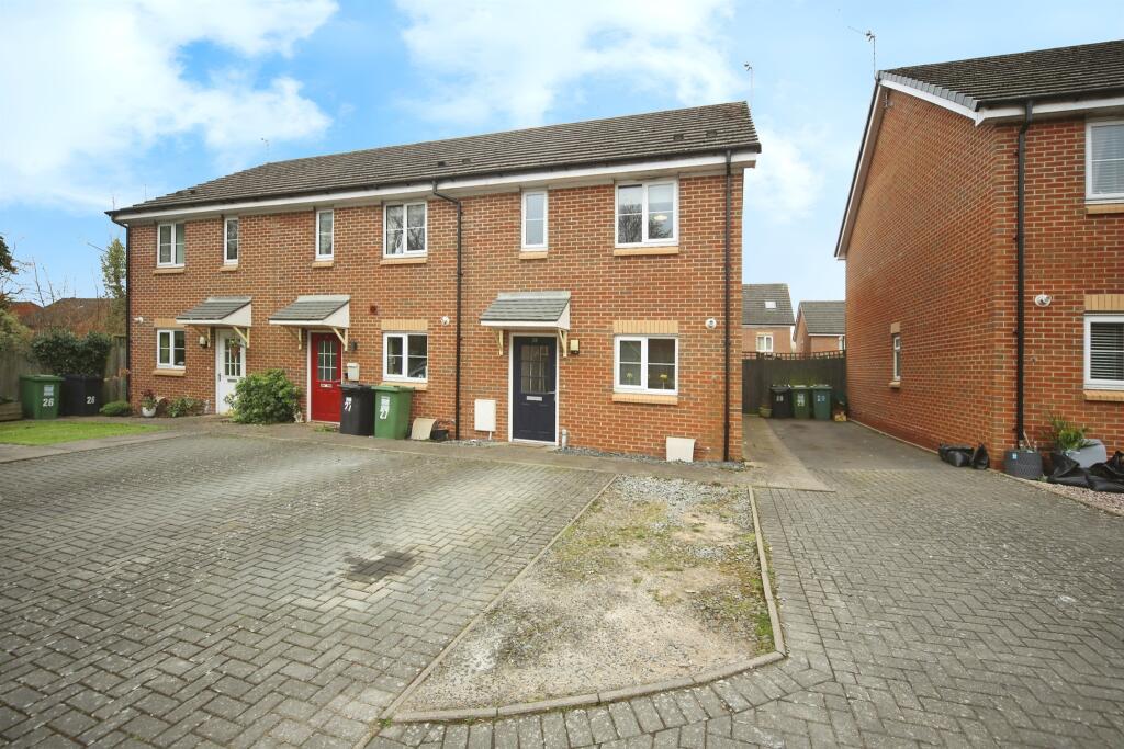 Main image of property: Elvington Close, Redditch