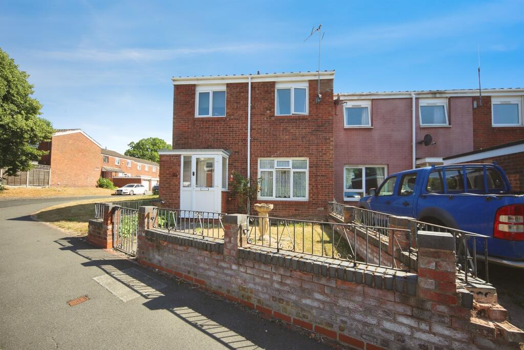 Main image of property: Shawbury Close, Redditch
