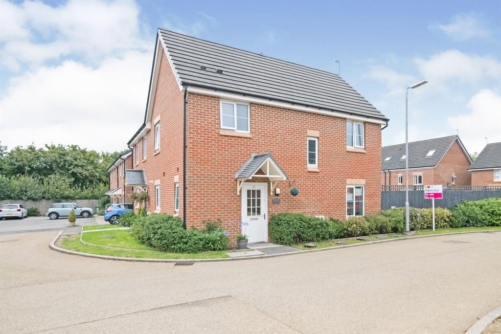 3 bedroom semidetached house for sale in Elvington Close, Matchborough