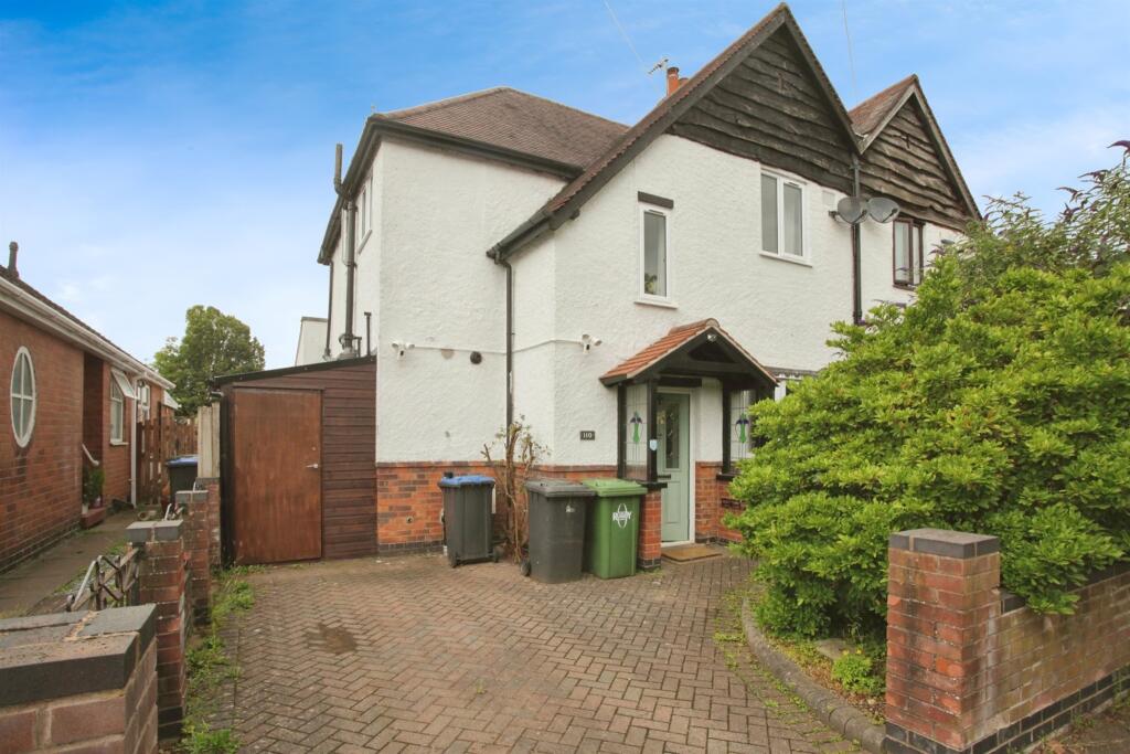 3 bedroom semidetached house for sale in Eastlands Road, Rugby, CV21