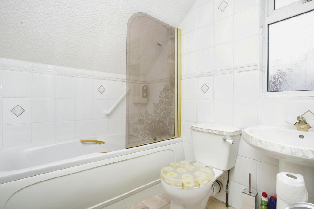Additional property image - Waverley Road, Rugby