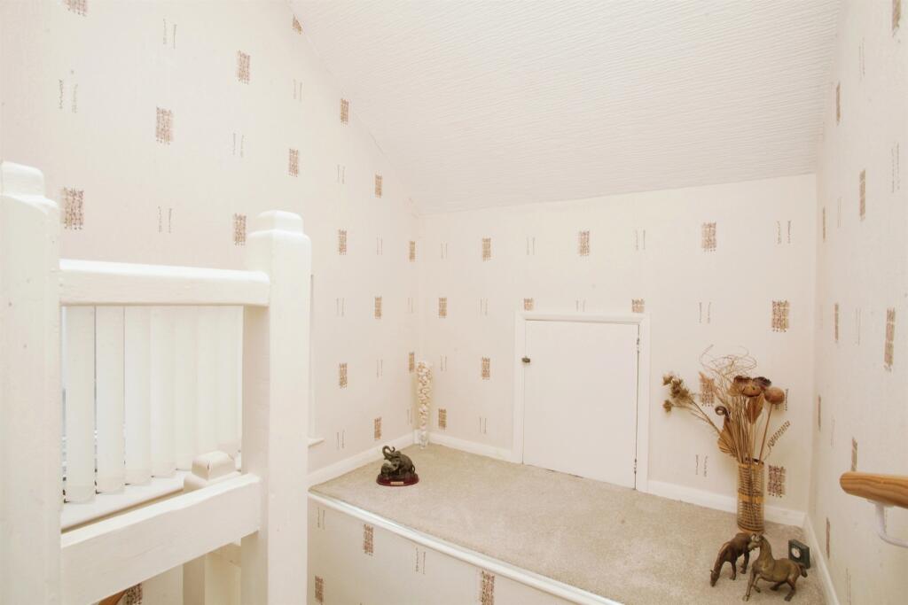 Additional property image - Waverley Road, Rugby