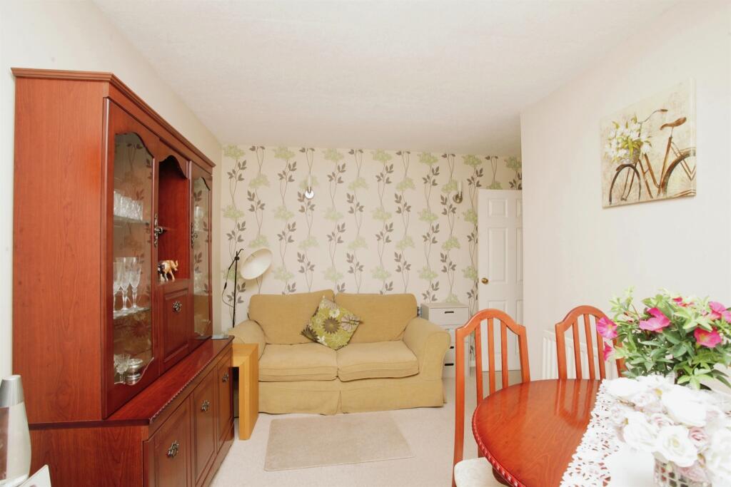 Additional property image - Waverley Road, Rugby