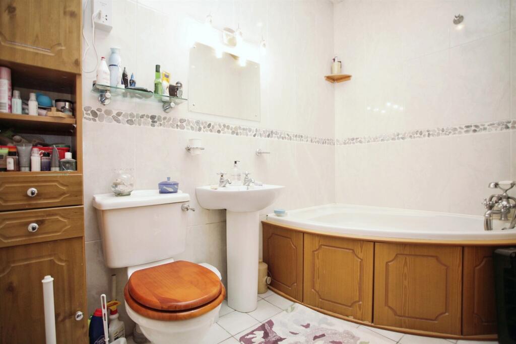 Additional property image - Coventry Road, Dunchurch, RUGBY