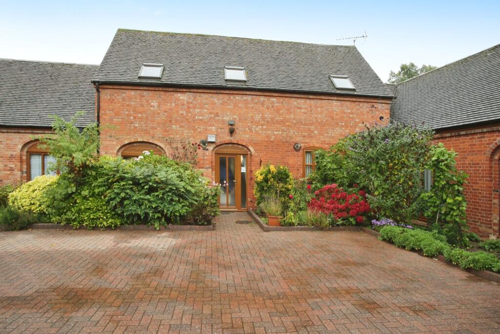 Additional property image - Coventry Road, Dunchurch, RUGBY