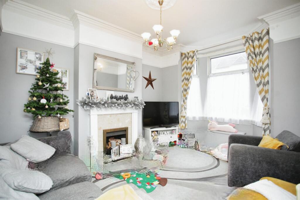 Additional property image - Grosvenor Road, Rugby