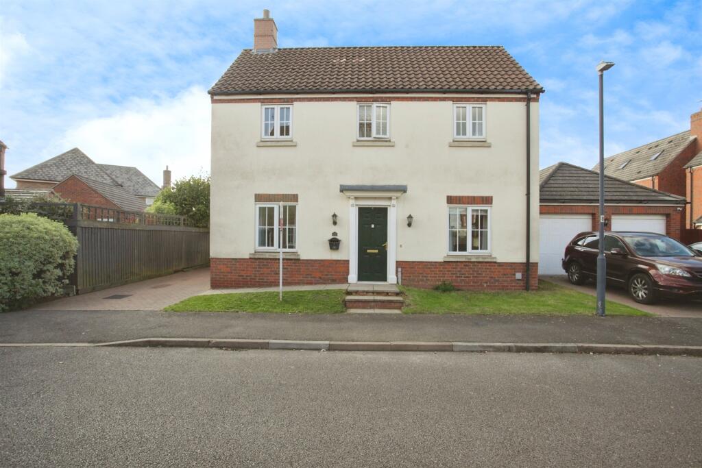Main image of property: Crowsfurlong, Rugby