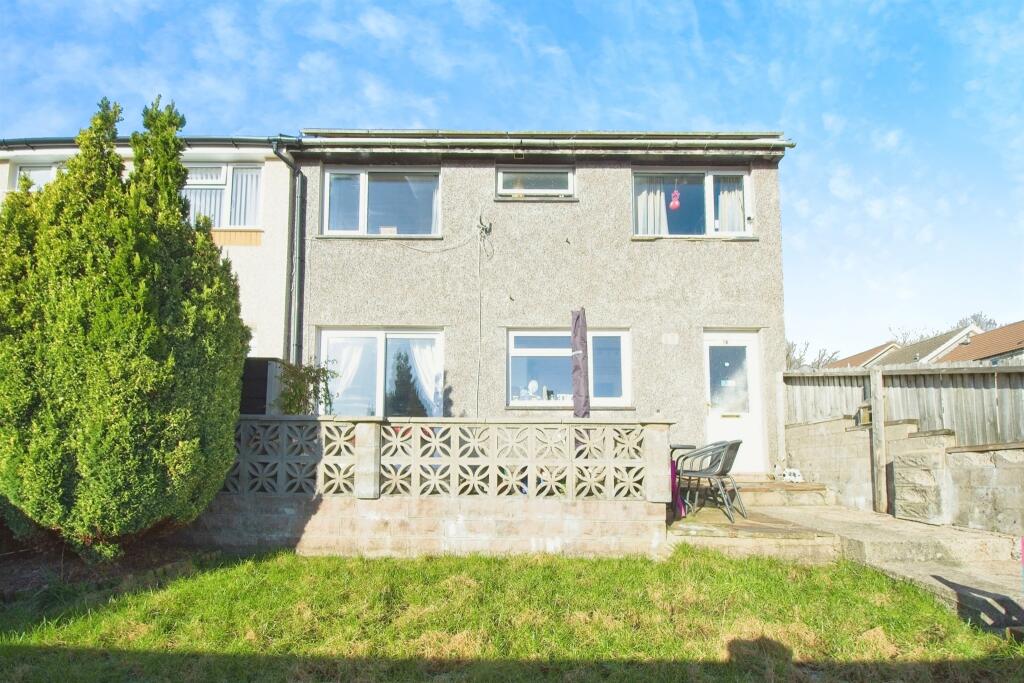 2 bedroom end of terrace house for sale in Hazel Court, Tonyrefail