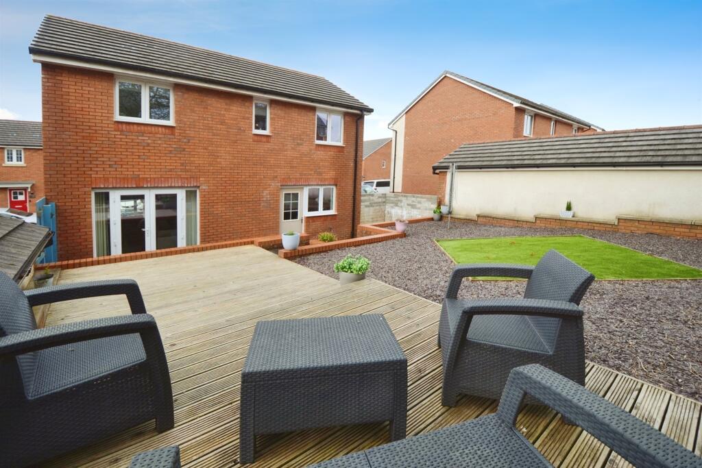 Additional property image - Highfields, Tonyrefail, PORTH