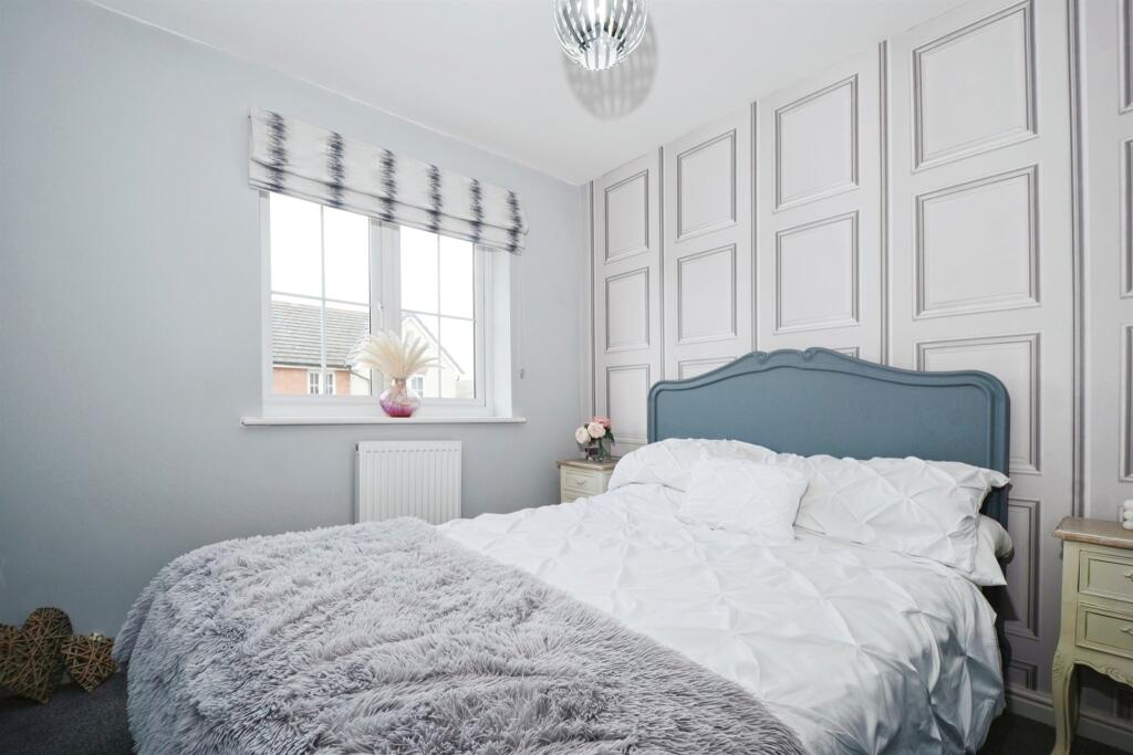 Additional property image - Highfields, Tonyrefail, PORTH