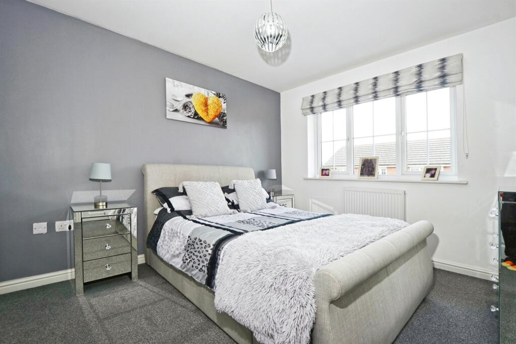 Additional property image - Highfields, Tonyrefail, PORTH
