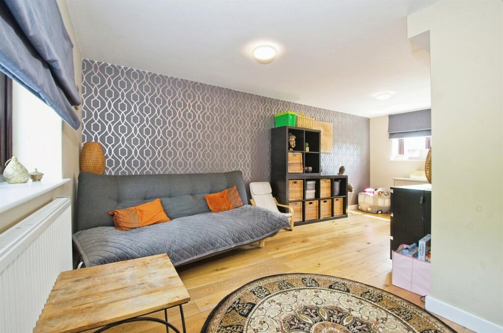 Additional property image - Glan Creigiau, Groesfaen, Pontyclun