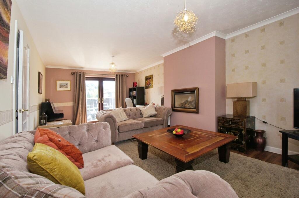 Additional property image - Glan Creigiau, Groesfaen, Pontyclun