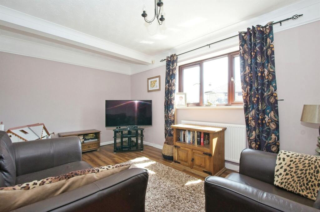 Additional property image - Glan Creigiau, Groesfaen, Pontyclun