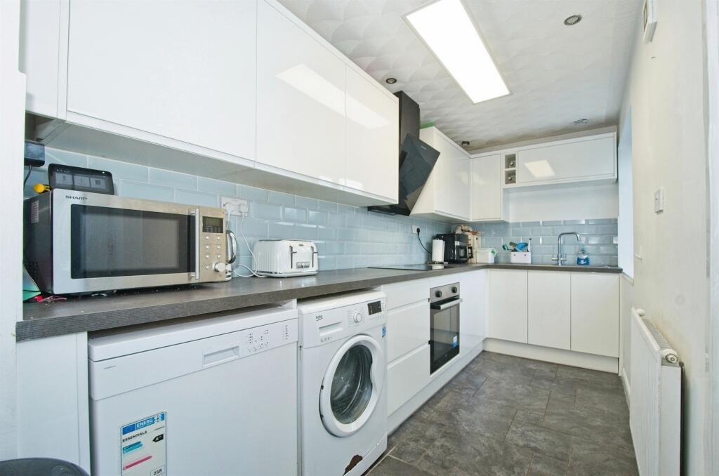 Additional property image - Hawthorn Crescent, Pontypridd