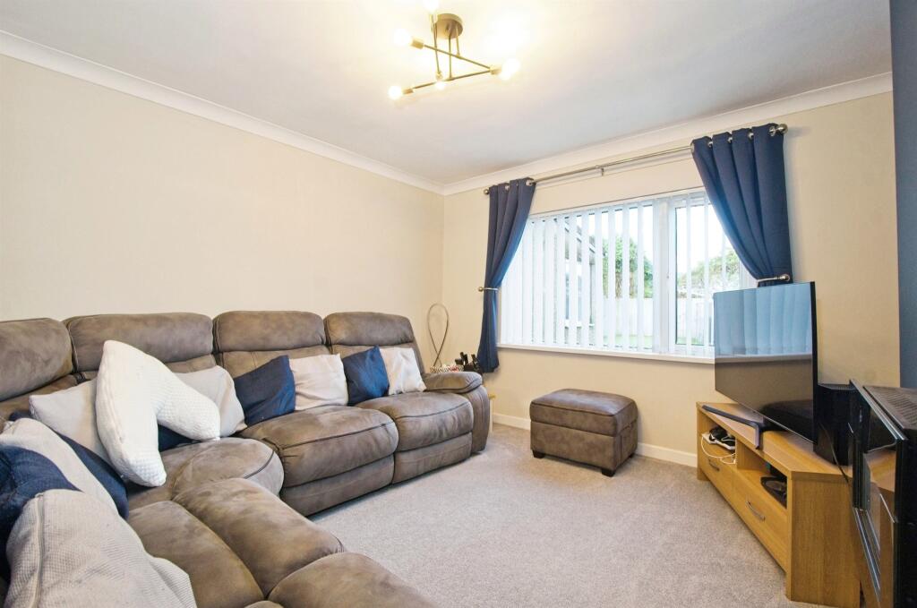 Additional property image - Hawthorn Crescent, Pontypridd