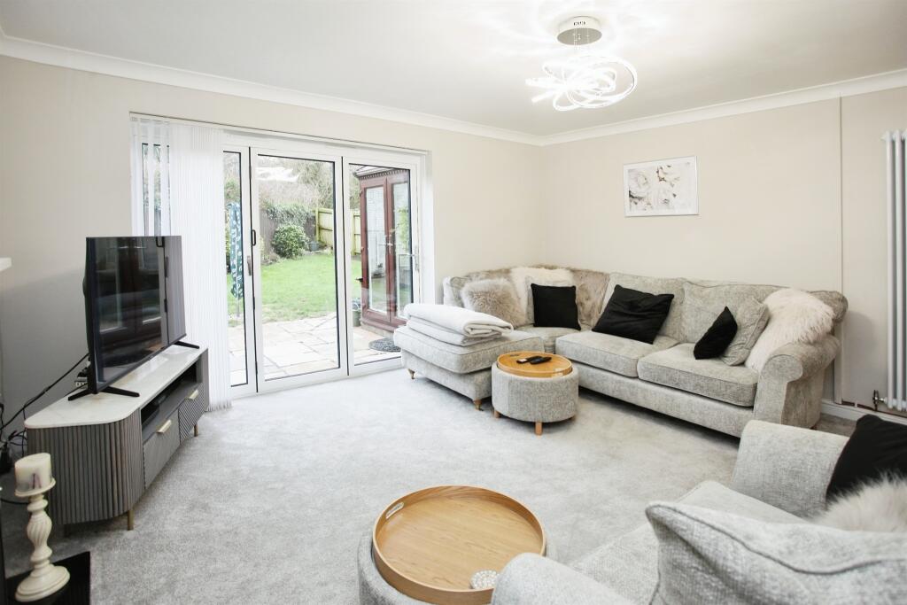 Additional property image - Bryn Creigiau, Groesfaen, PONTYCLUN