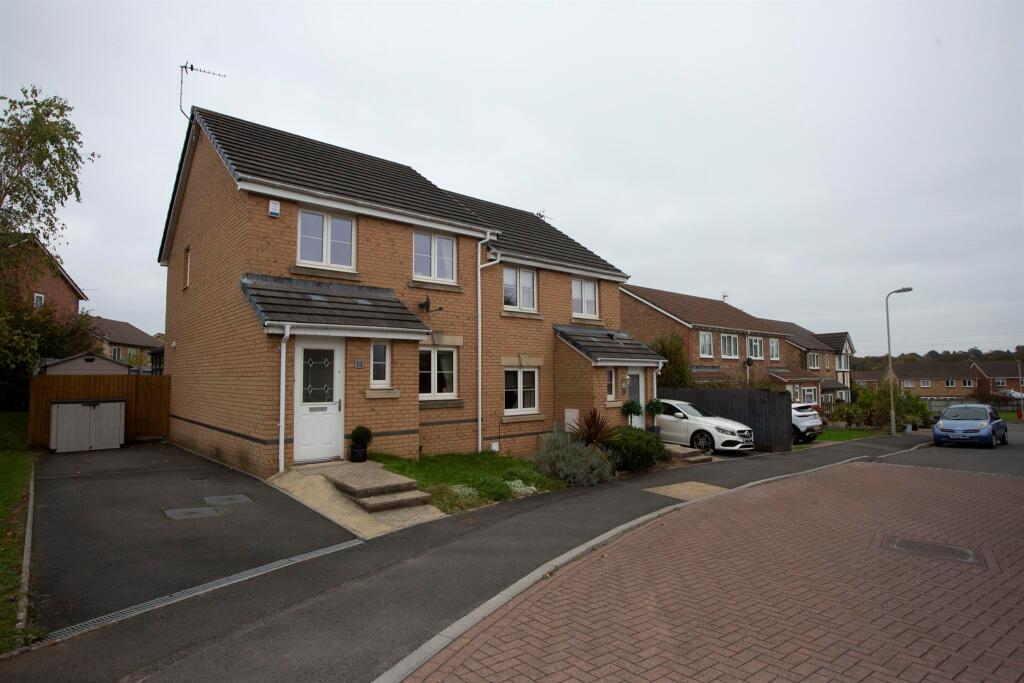 Main image of property: Ffordd Magnolia, Llanharry, Pontyclun