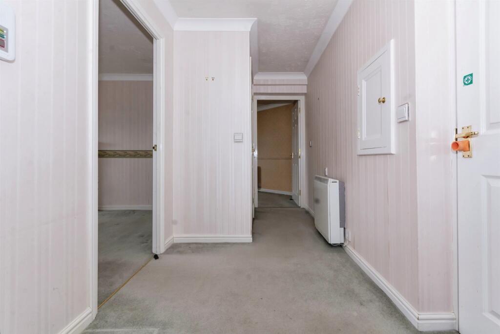 Additional property image - Stratford Road, Hall Green, Birmingham