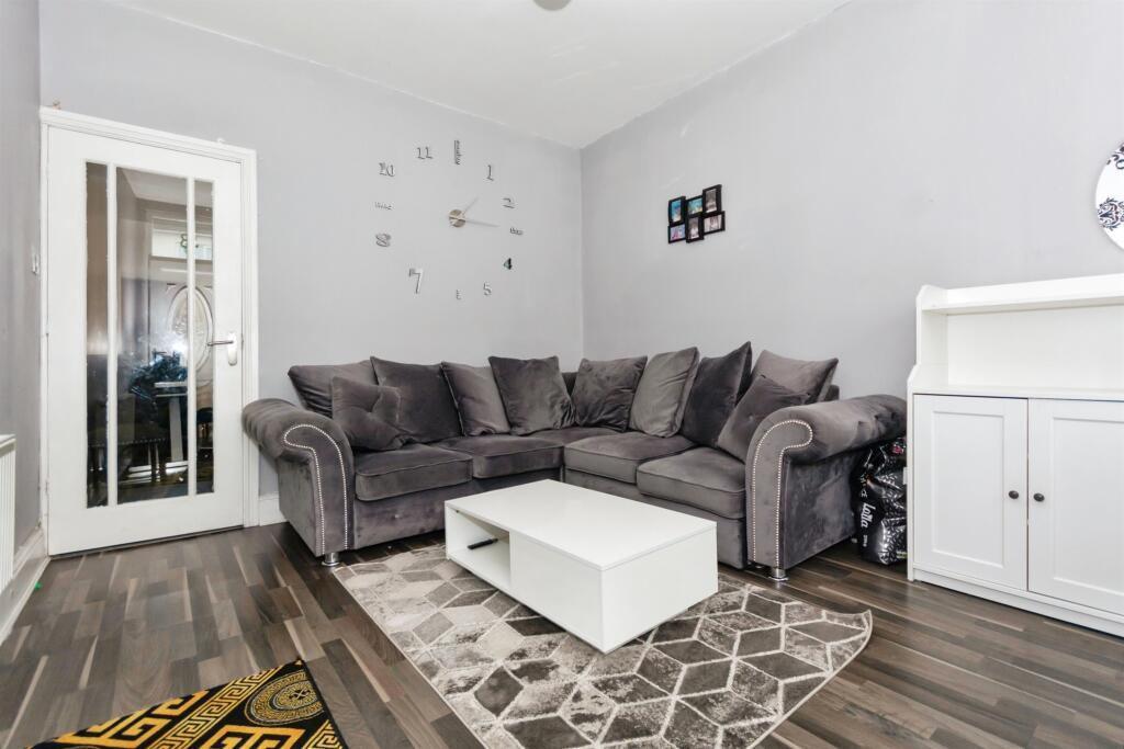 Additional property image - Solihull Road, Sparkhill, Birmingham