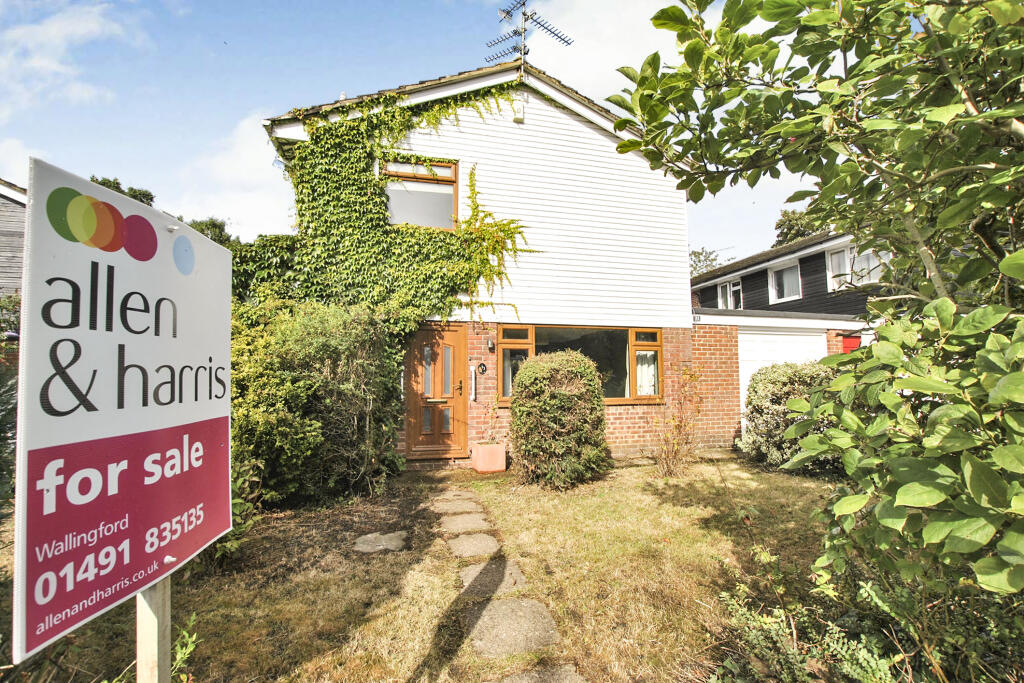 Main image of property: Wayside Green, Woodcote, Reading