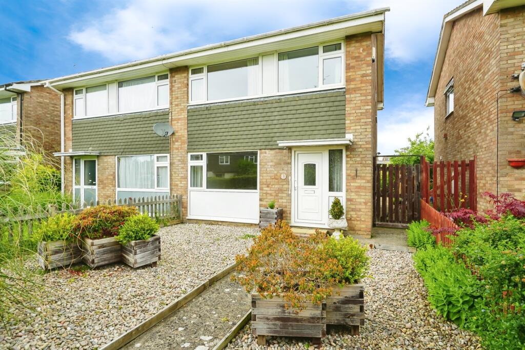 Main image of property: Chiltern Close, Berinsfield, Wallingford