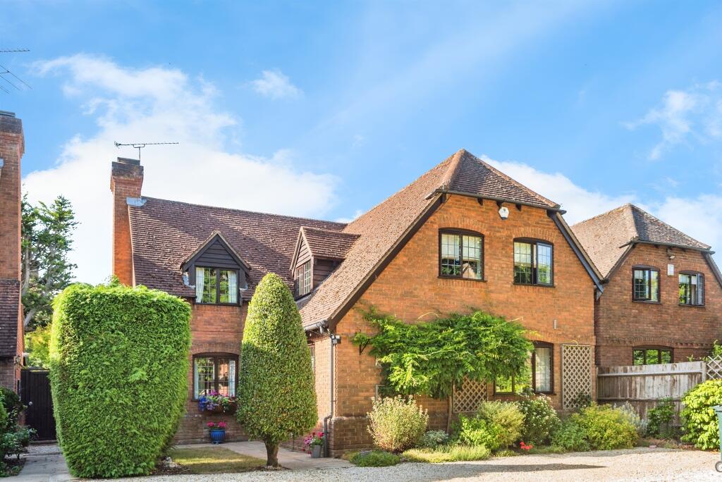 Main image of property: Shepherds Lane, Caversham, Reading
