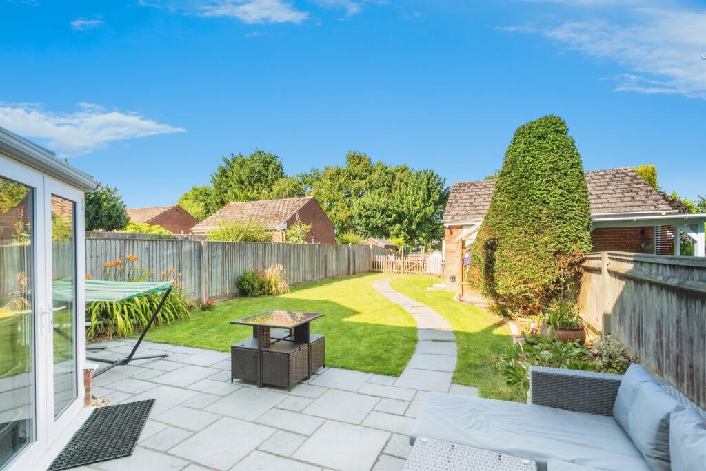 Main image of property: The Cedars, Benson, Wallingford