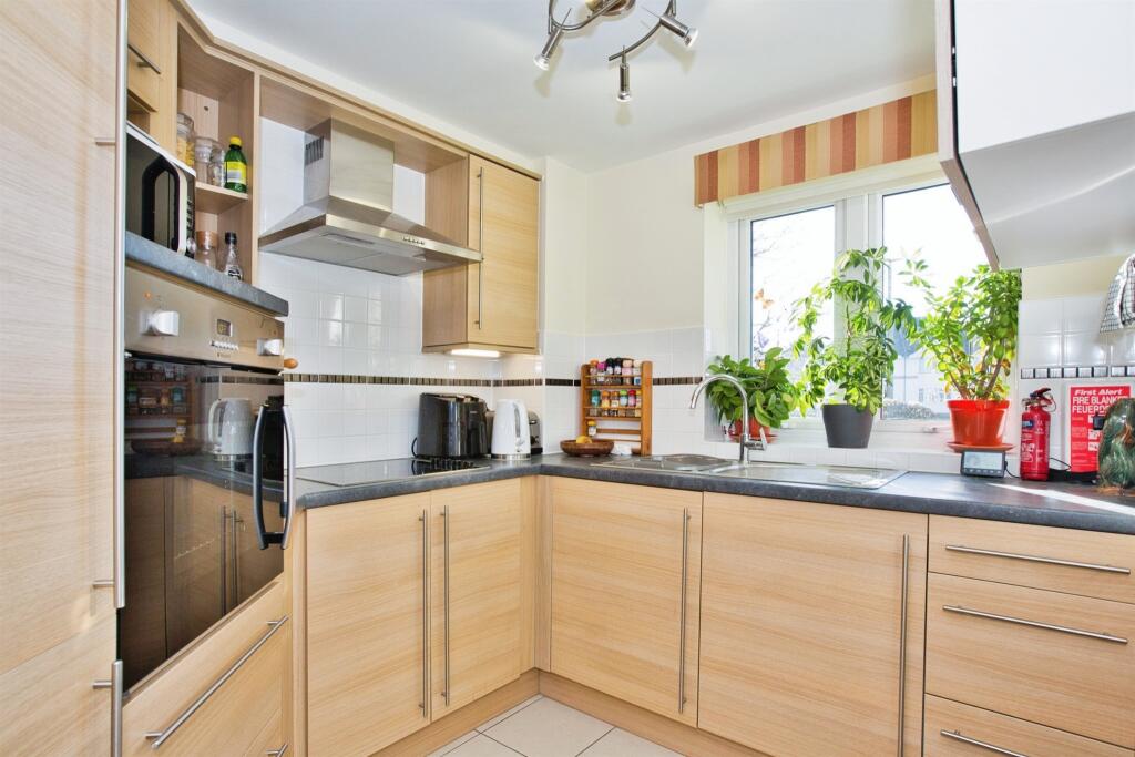 Additional property image - Charlton Road, Shepton Mallet