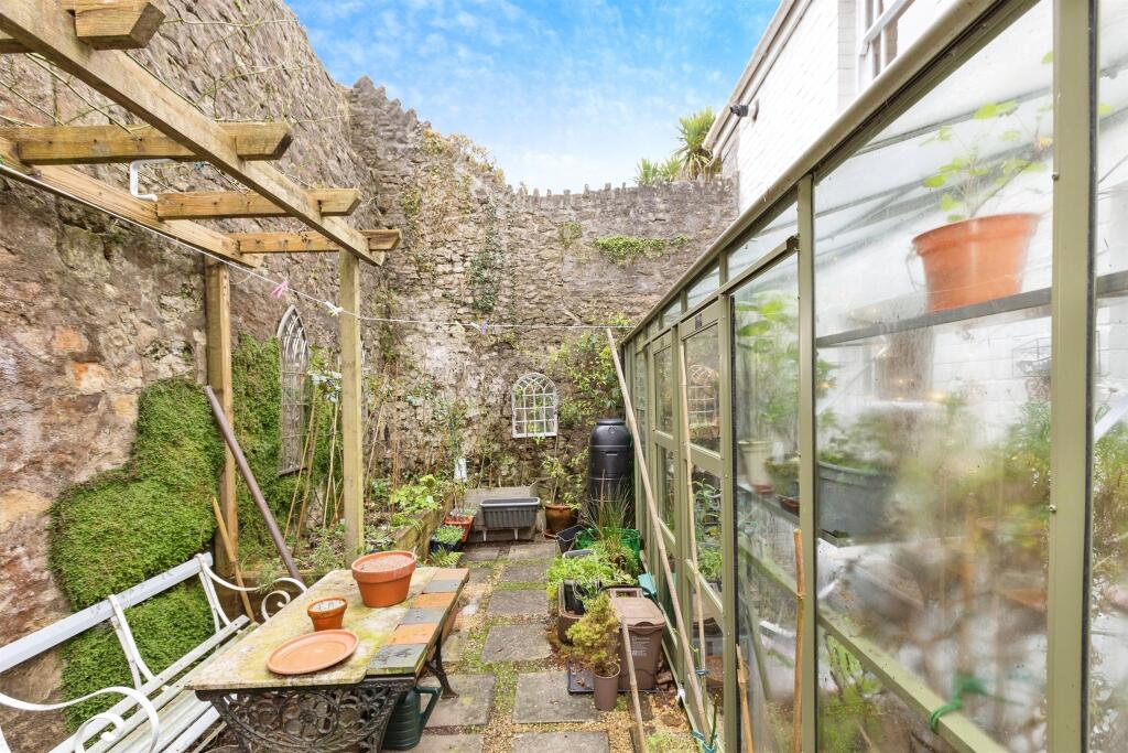 Additional property image - Town Lane, Shepton Mallet