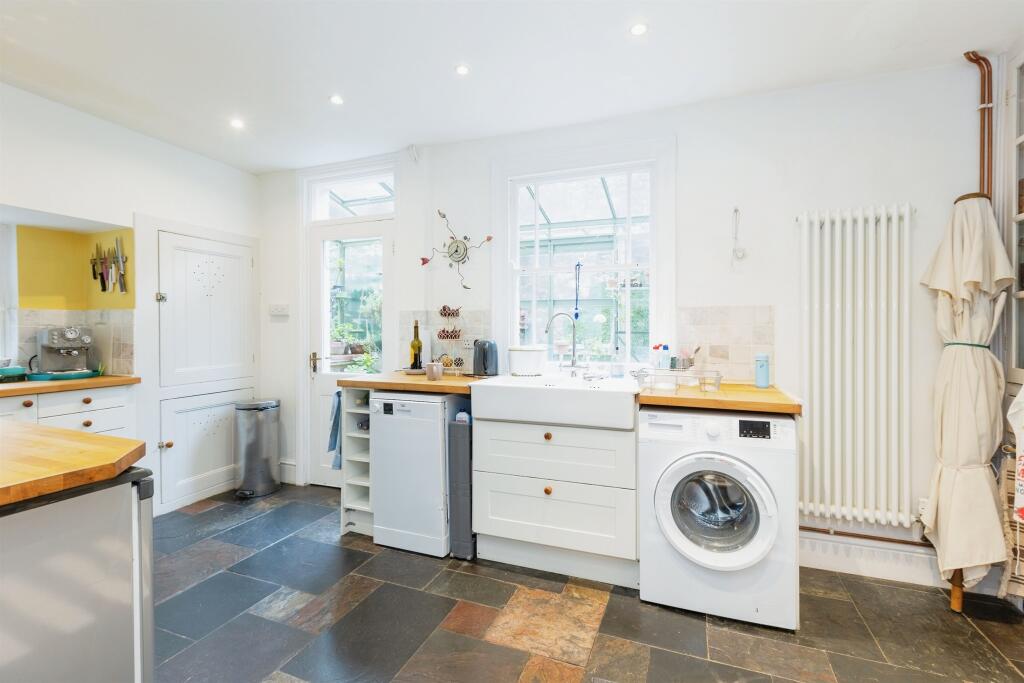 Property image - Town Lane, Shepton Mallet