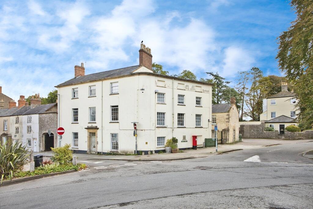Main image of property: High Street, Shepton Mallet