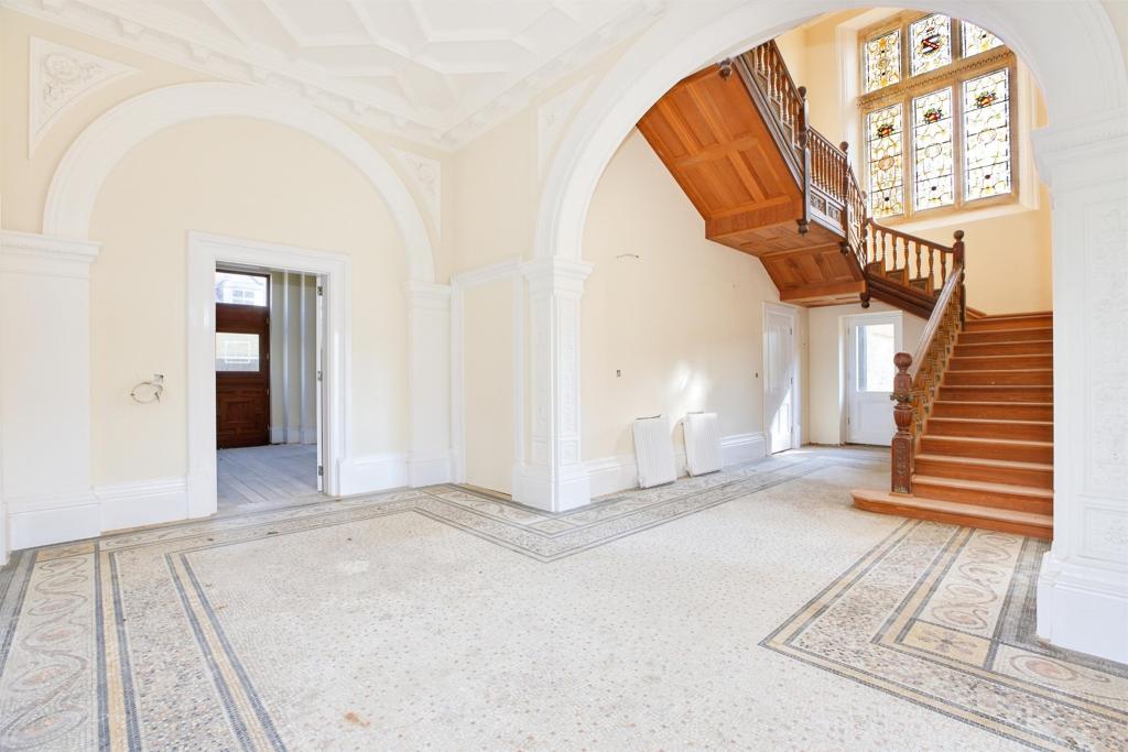 Additional property image - Priorygate Court, Castle Cary