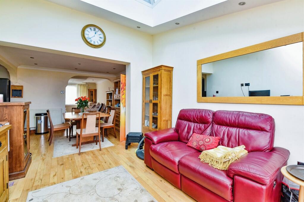 Additional property image - Hawkeridge Park, Westbury