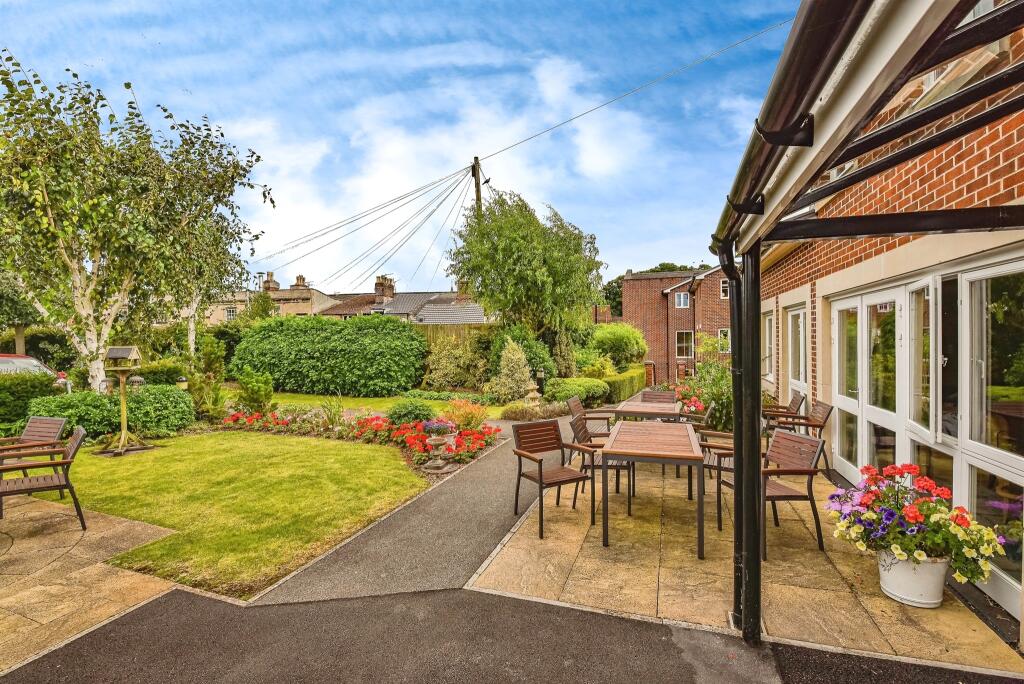 Additional property image - George Street, WARMINSTER