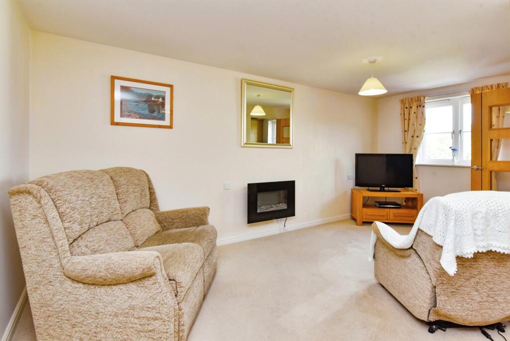 Additional property image - George Street, WARMINSTER