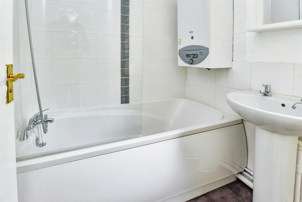 Additional property image - Imberwood Close, Warminster