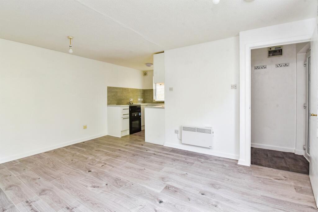 Additional property image - Imberwood Close, Warminster