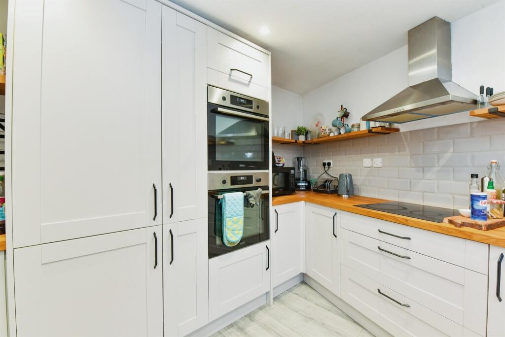 Additional property image - Eastbourne Road, Trowbridge